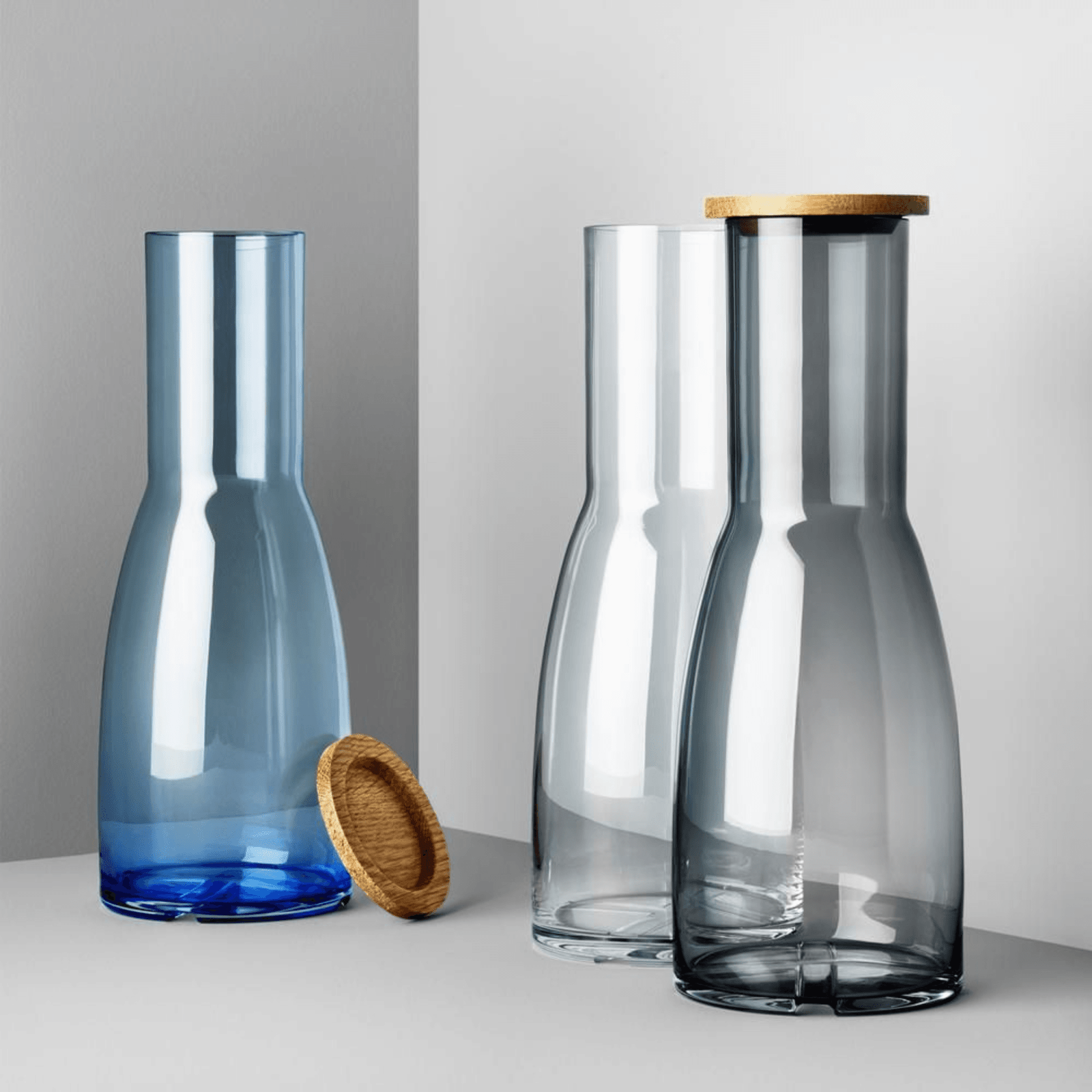 Bruk Carafe with Oak Lid Side View